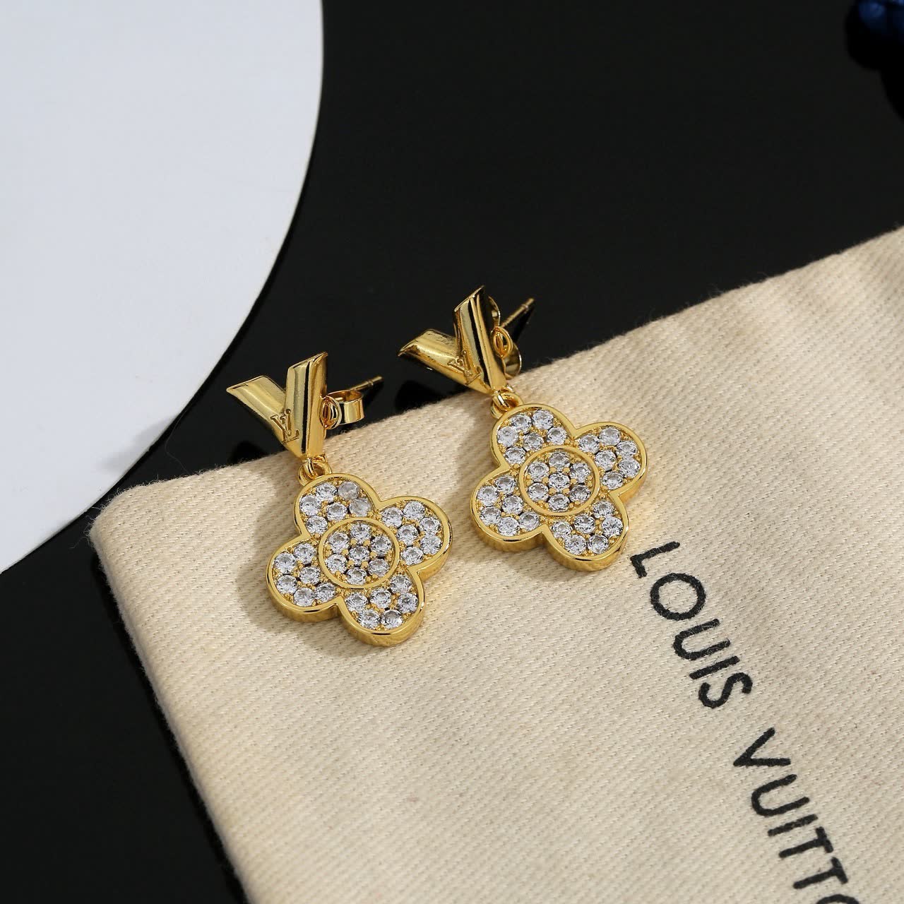 Louis Vuitton Gold Flower Earrings